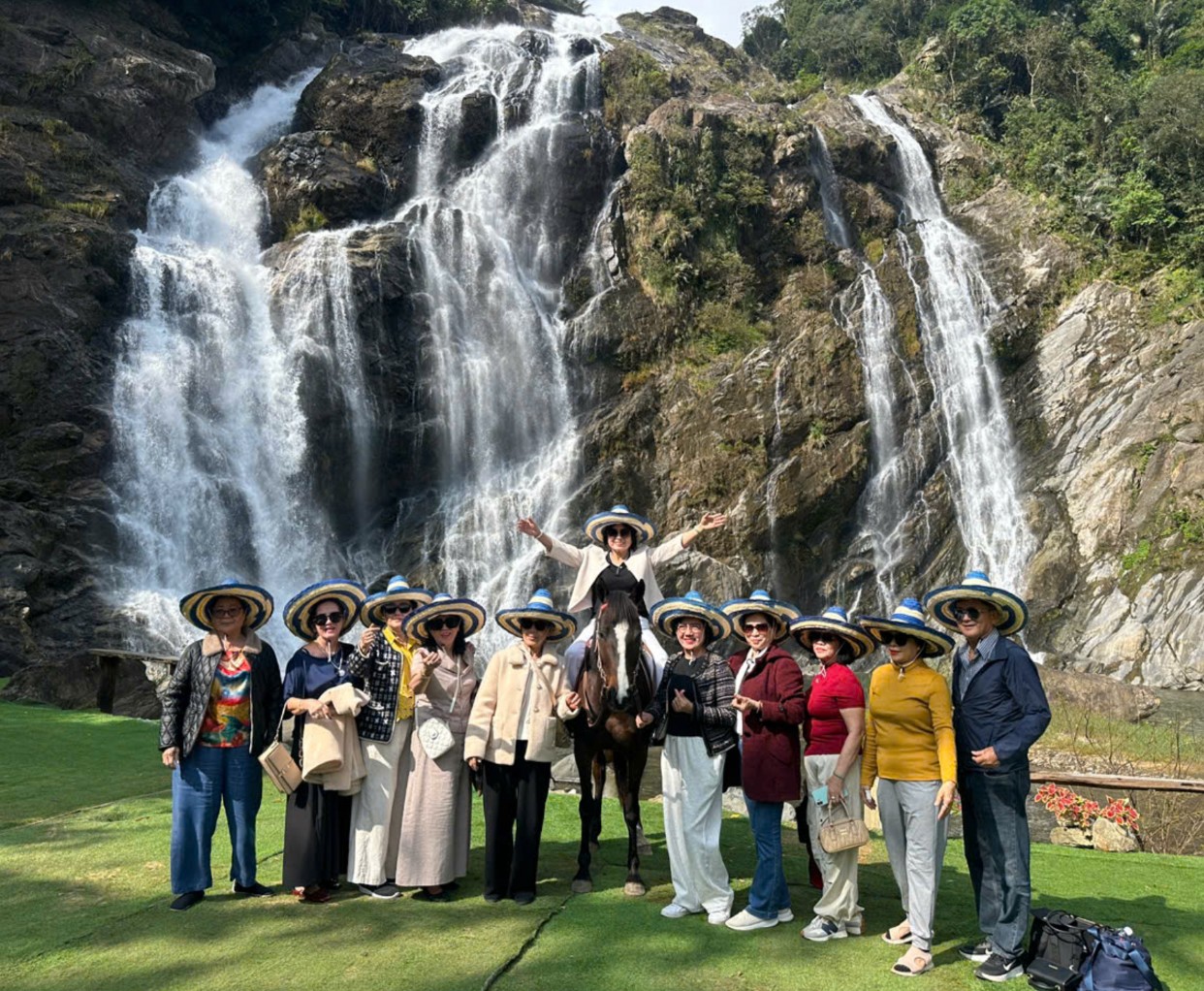 Tour tham quan Thác Trắng - Quảng Ngãi